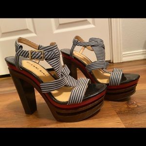 Gianni Bini Platform Heels